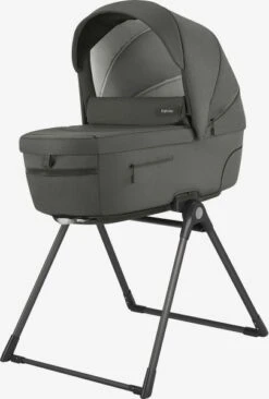 Inglesina Aptica XT 5 Piece Travel System - Charcoal Grey 10 Inglesina Aptica XT 5 Piece Travel System - Charcoal Grey -Stroller Shop 13 03 20213815922807 APTICA XT CULLA SU STANDUP CHARCOAL