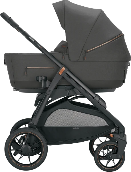 Inglesina Aptica XT 5 Piece Travel System - Magnet Grey 4 Inglesina Aptica XT 5 Piece Travel System - Magnet Grey - Image 2