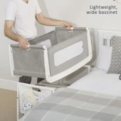 Snüz SnuzPod 3 Bedside Crib - Dusk Grey -Stroller Shop 18 10 20183892308804 05 SnuzPod3 WG LS Bassinet Lift LR